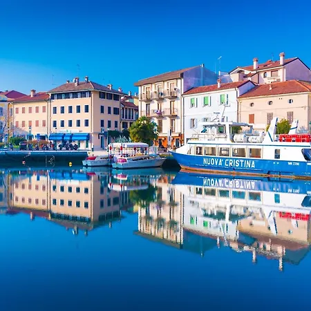 Adorable Bright Flat At Pineta - Beahost * Grado-Pineta